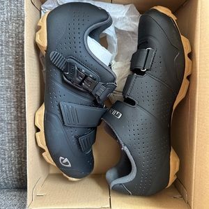 Giro Privateer R New in box!!